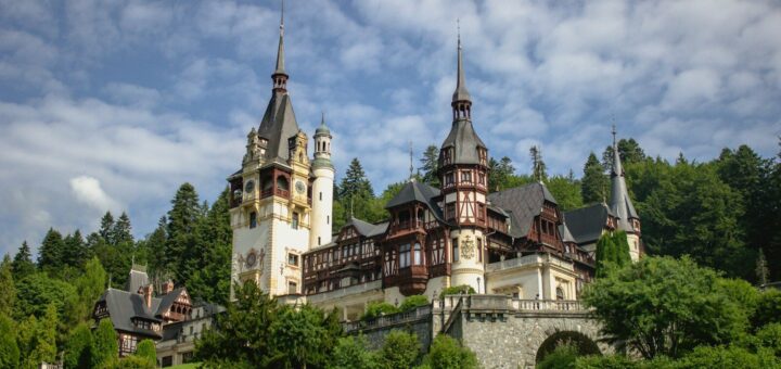 How to Stay Safe in Romania